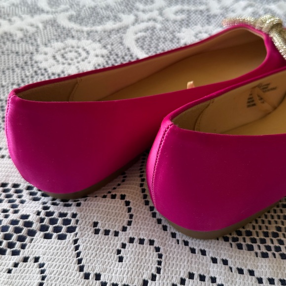 NWOT SM New York Women's Pink Flats with Decorative Bow - Picture 3 of 4